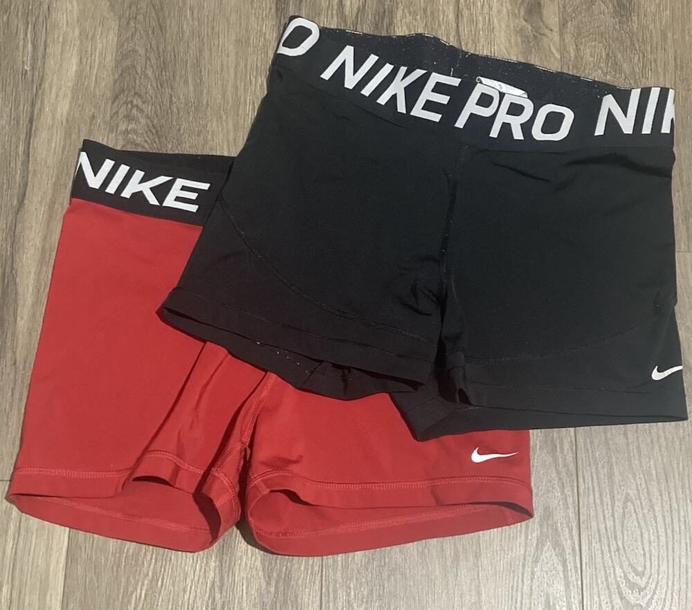 Nike Pro Dri-Fit 2 Pairs Black And Red Women’s Size Large Athleisure Shorts